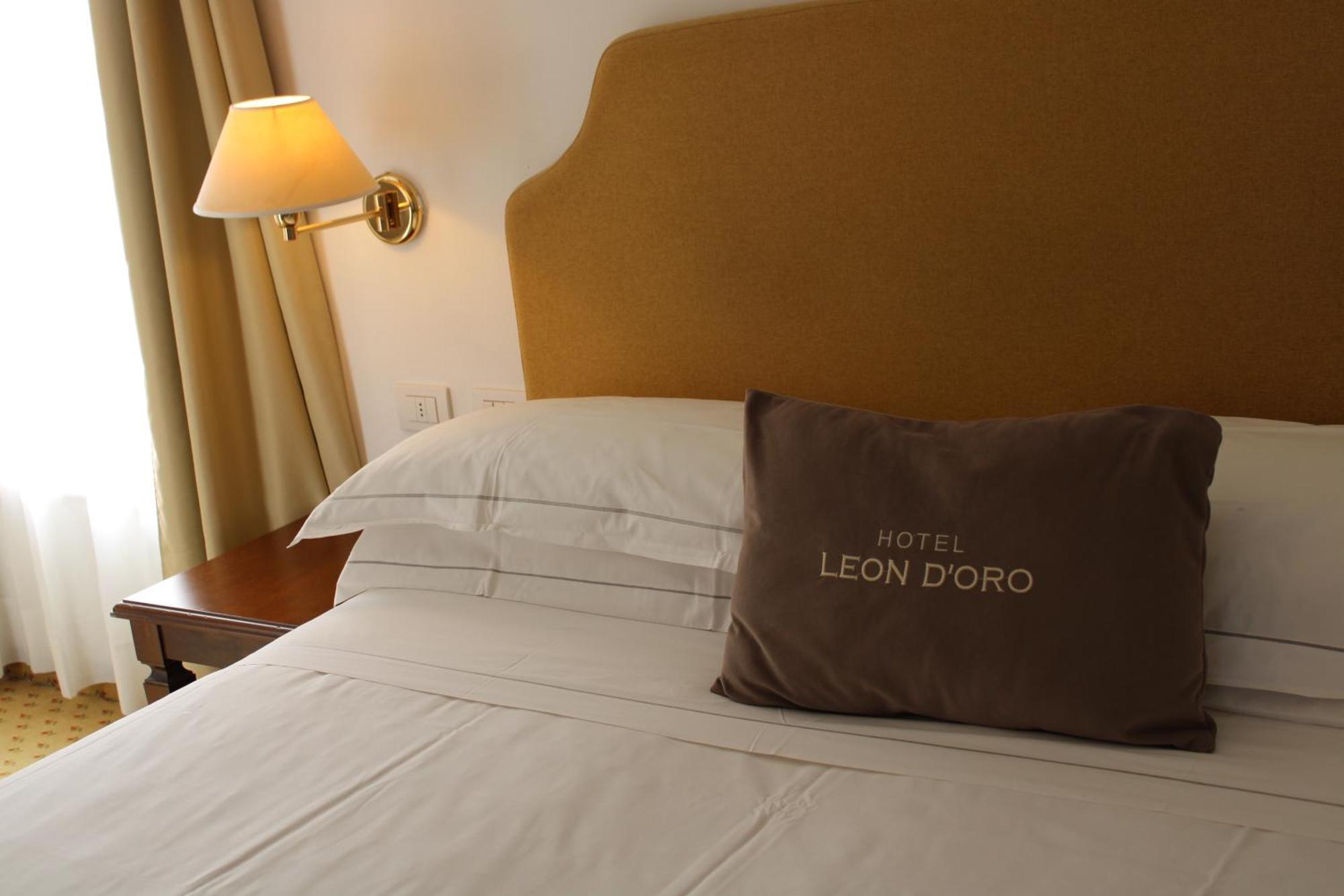 Cora Hotels Leon D'Oro CastellʼArquato Buitenkant foto