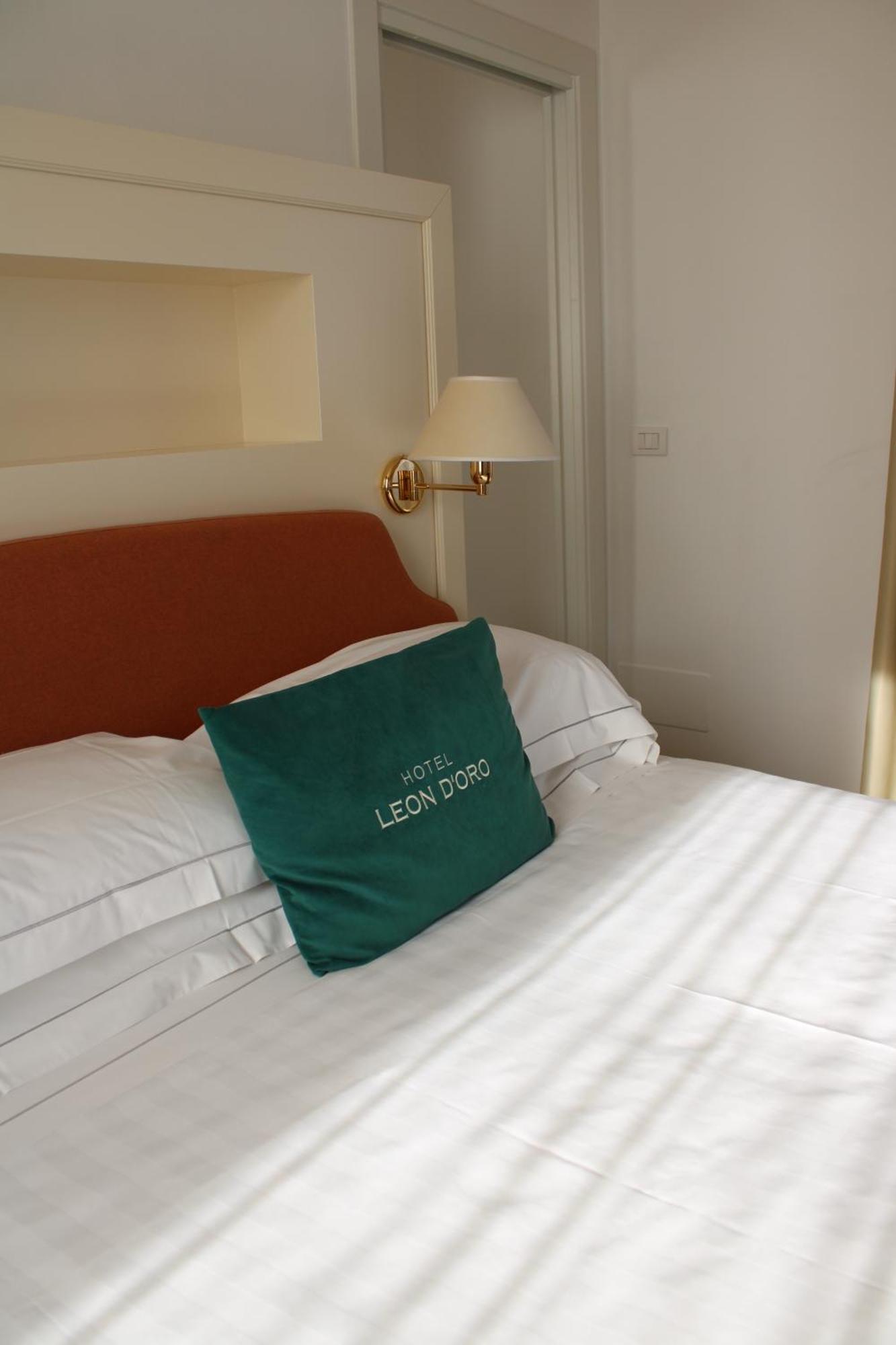 Cora Hotels Leon D'Oro CastellʼArquato Buitenkant foto